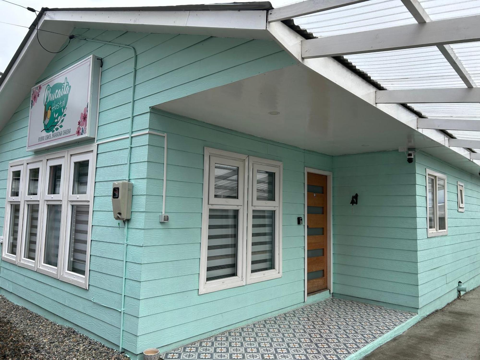 Hostal Chucaita Puerto Cisnes Bagian luar foto